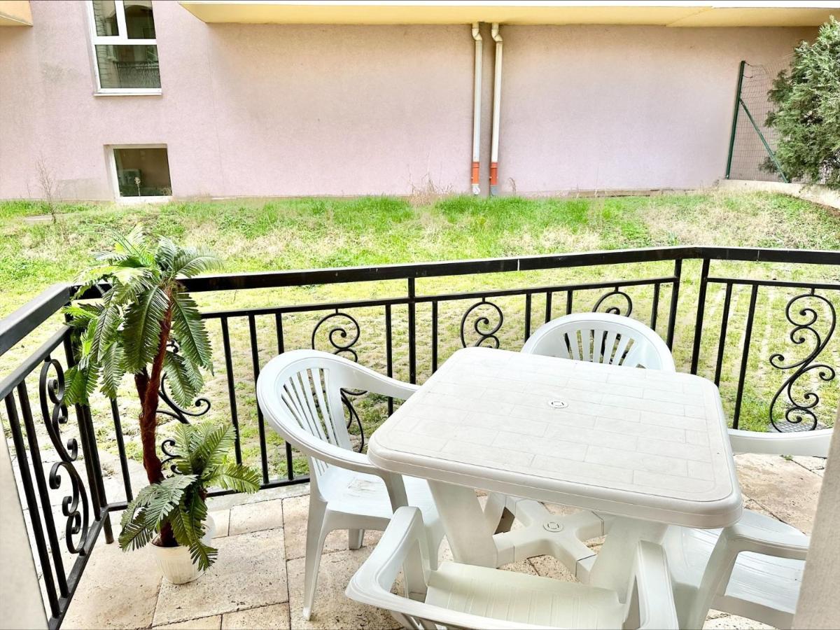 Menada Romance Marine Apartments Sunny Beach Dış mekan fotoğraf