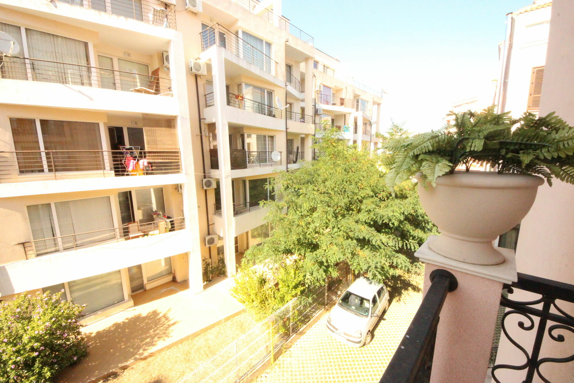 Menada Romance Marine Apartments Sunny Beach Dış mekan fotoğraf